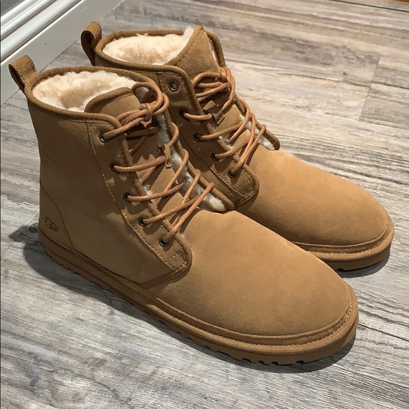 New UGG Men’s Chestnut Harkley Boots